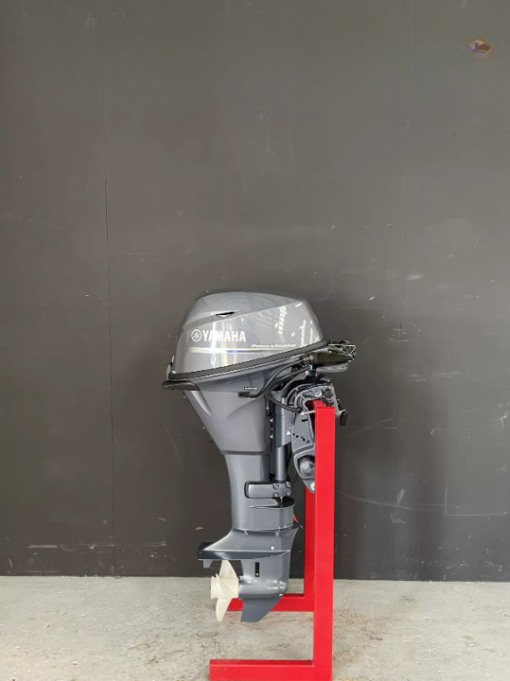 Yamaha 15 PS Powertilt